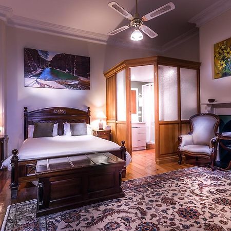 フォザーギルズ オブ フリーマントル Bed & Breakfast エクステリア 写真