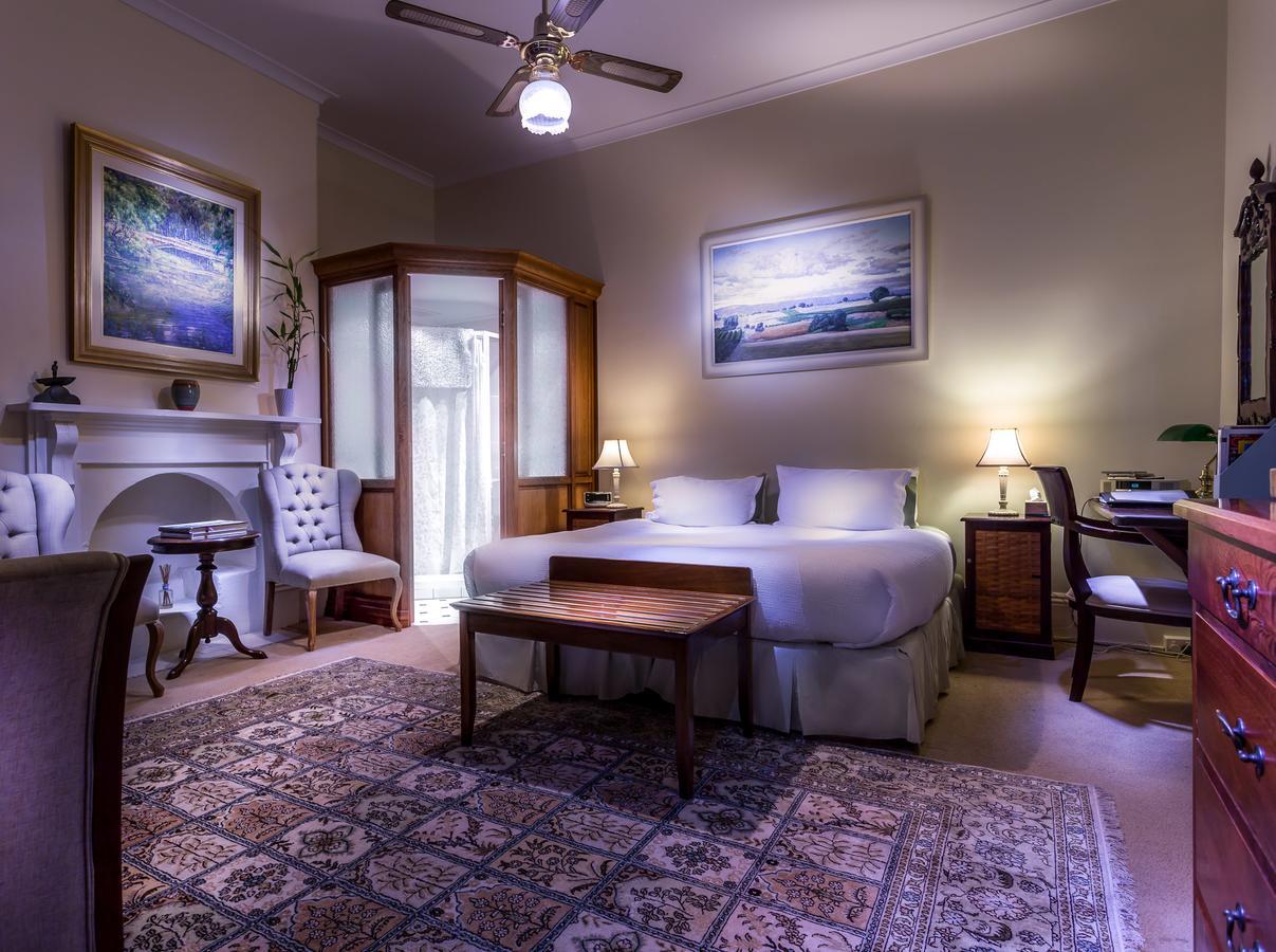 フォザーギルズ オブ フリーマントル Bed & Breakfast エクステリア 写真