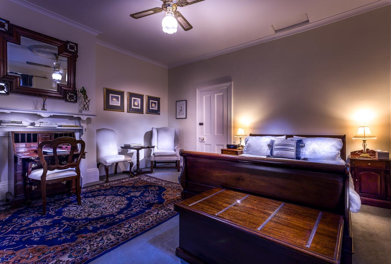 フォザーギルズ オブ フリーマントル Bed & Breakfast エクステリア 写真